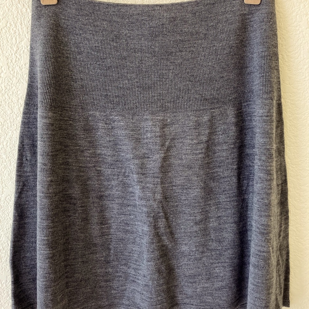 Lacoste Grey Wool Skirt Size 40/8 NWT